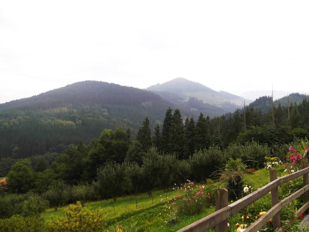 Casa Rural Madariaga Hotel Artea Ngoại thất bức ảnh